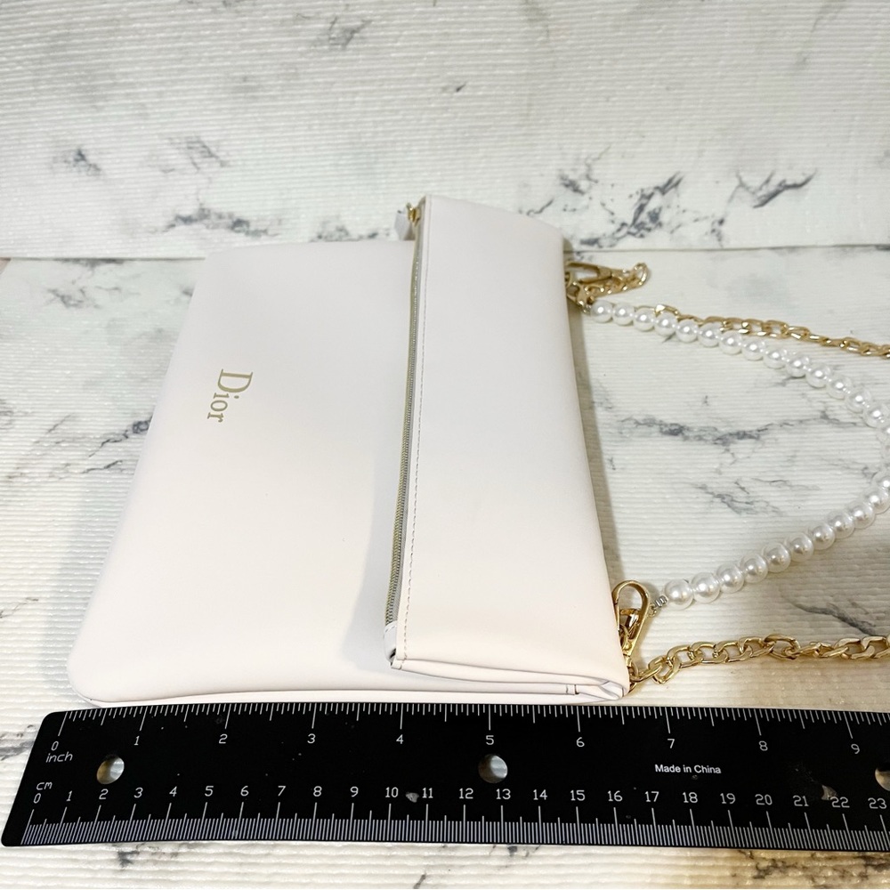 Dior Beauty Beige Faux Leather Bag - Picture 15 of 15